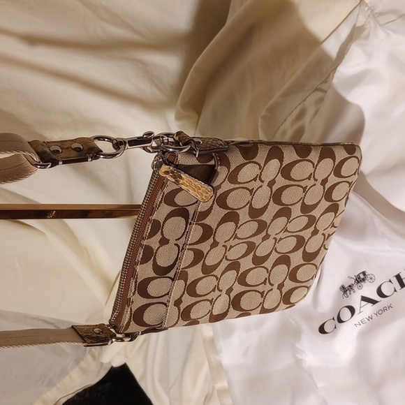 Signiture Python 🔥 Coach Crossbody - Picture 6 of 14